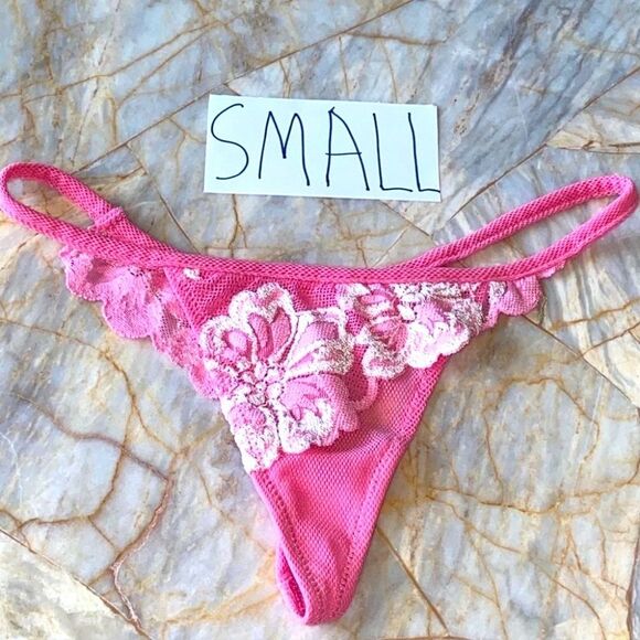 Lace Mesh V-String Thong Panty Ruffle Pink Floral vintage y2k - Picture 1 of 4
